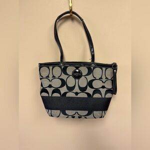 COACH Signature Striped Tote F17433 Black Jacquard Leather Purse Shoulder Bag